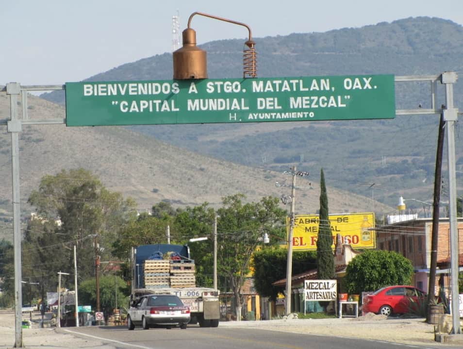 como se hace el mezcal de pechuga