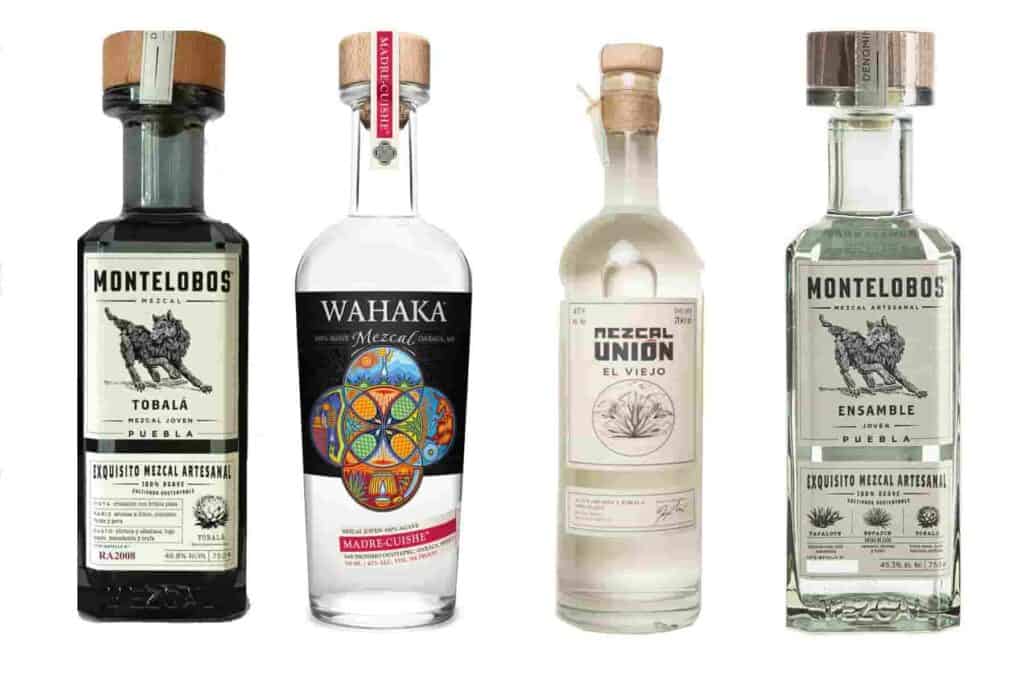 dos botellas de mezcal